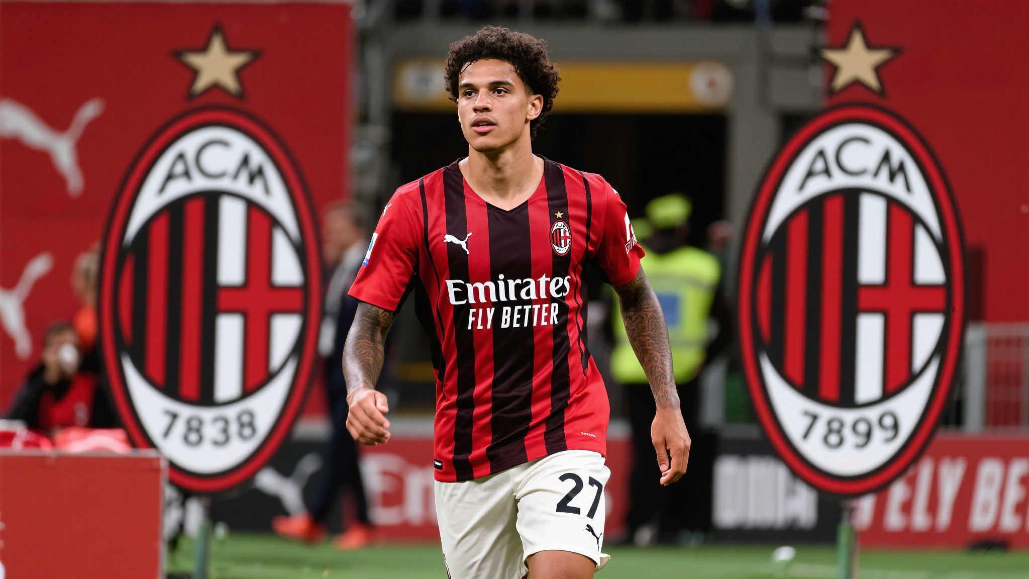 记者:米兰买格拉在7月2日或3日前不会有进展,将与英超西甲竞争 记者:米兰买格拉在7月2日或3日前不会有进展,将与英超西甲竞争